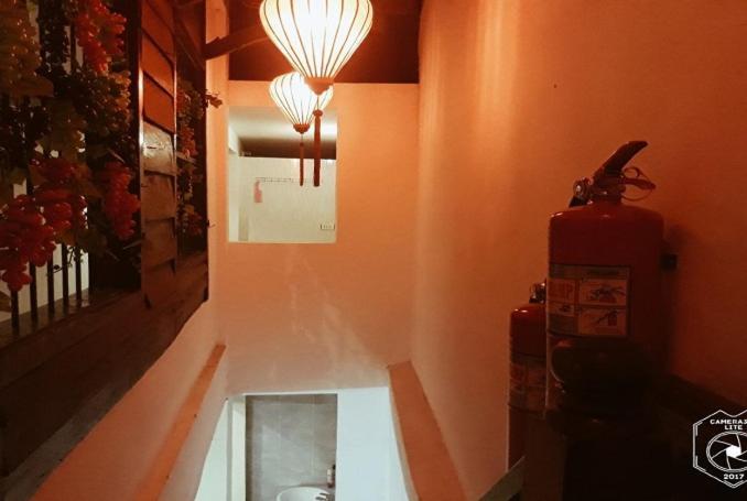 Tony Central Hostel Luang Prabang Luaran gambar