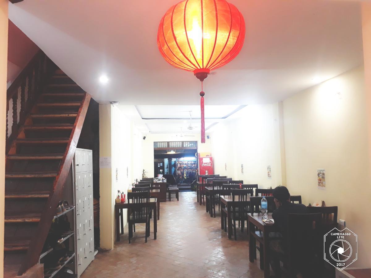 Tony Central Hostel Luang Prabang Luaran gambar