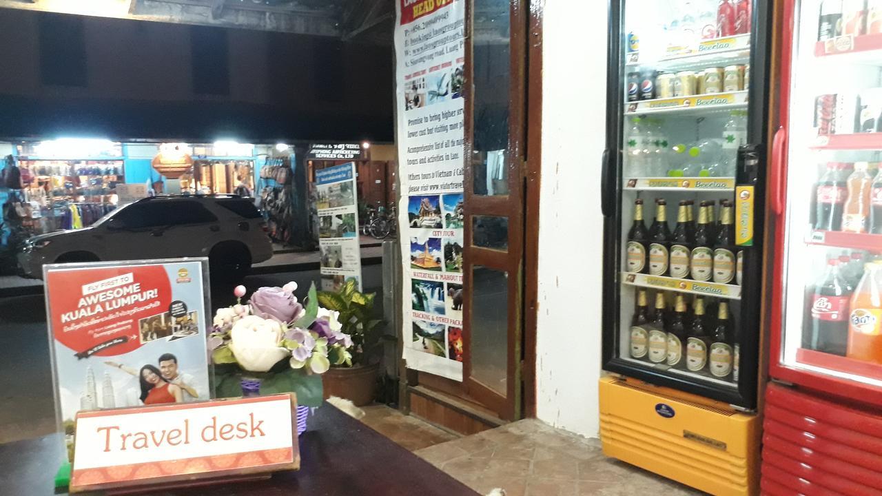 Tony Central Hostel Luang Prabang Luaran gambar